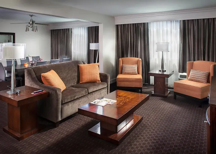 Crowne Plaza Airport - Phx By Ihg Hotel 3*
