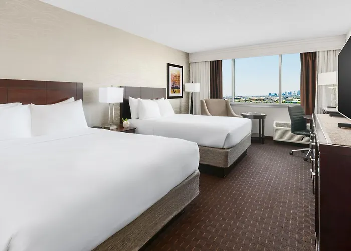 Crowne Plaza Airport - Phx By Ihg Hotel 3*