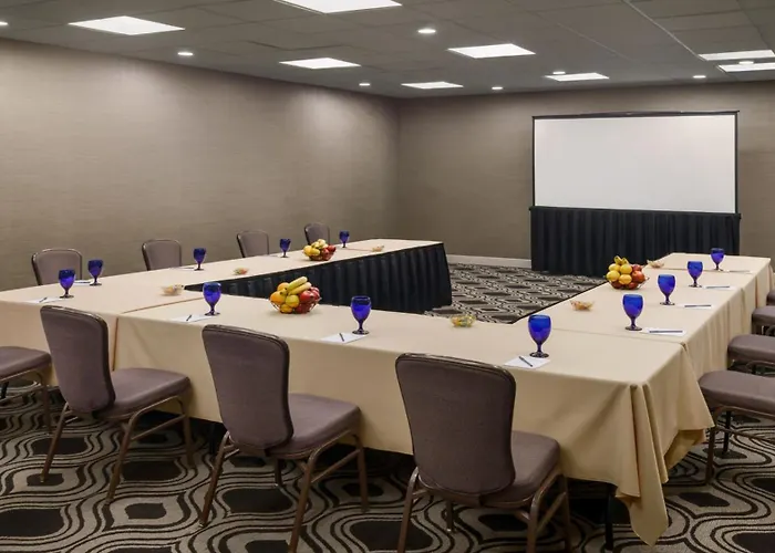 Hotel Crowne Plaza Airport - Phx By Ihg 3*