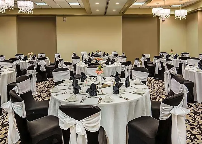 Crowne Plaza Airport - Phx By Ihg 3*