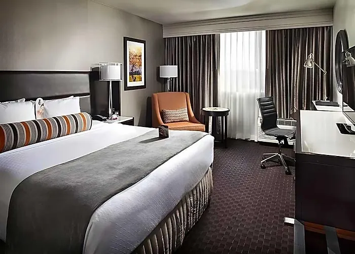 Crowne Plaza Airport - Phx By Ihg Hotel 3*